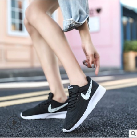 Unisex Breathable Black Running Shoes