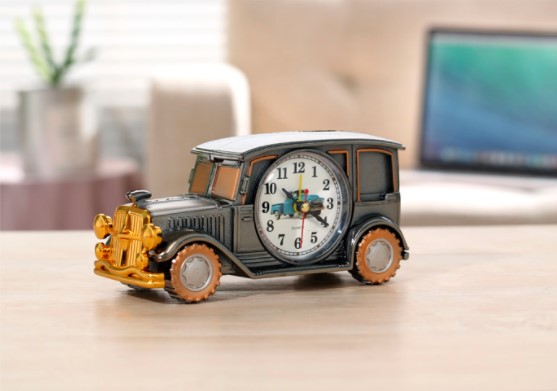 Creative Vintage Car Model Digital Pointer Alarm Clock