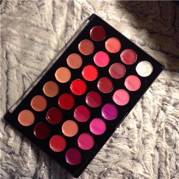 BH Cosmetics Ultimate 28 Color Lipstick Palette
