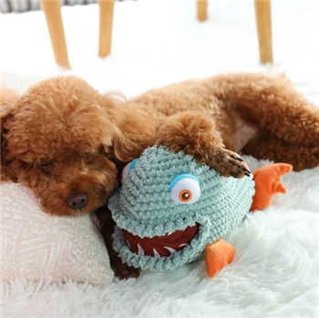 Fleece Piranha Shape Chew Training Interactive Sound Toy for Puppies