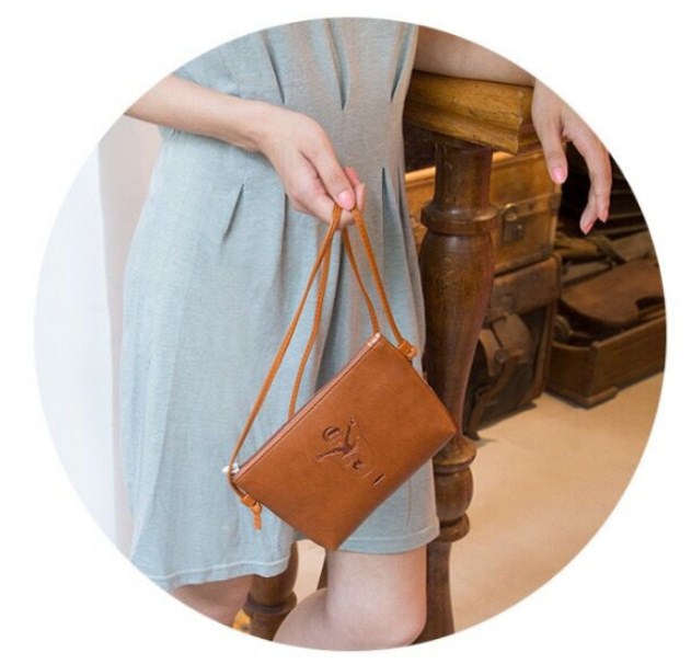 Brown PU Solid Single Strap Shoulder Messenger Bag for Women