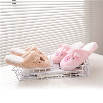 Cotton Pig Cartoon Patterned Women Slippers